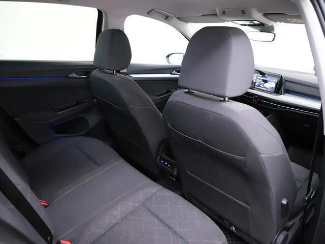 Volkswagen GOLF 1.5 eTSI Aut. Style | LED | Stoel + stuurverwarming | ACC | PDC 07-2020 50.612 KM