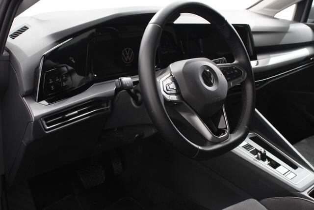 Volkswagen GOLF 1.4 eHybrid DSG Style 204 Pk | Navigatie | Adaptive Cruise Control | Lane Assist | Privacy Glass | Stoel/Stuurverwarming |