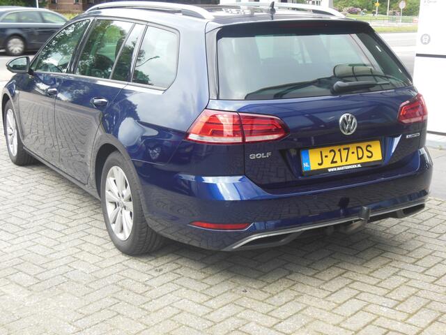 Volkswagen GOLF Variant 1.5 TSI Comfortline Business Staat in De Krim