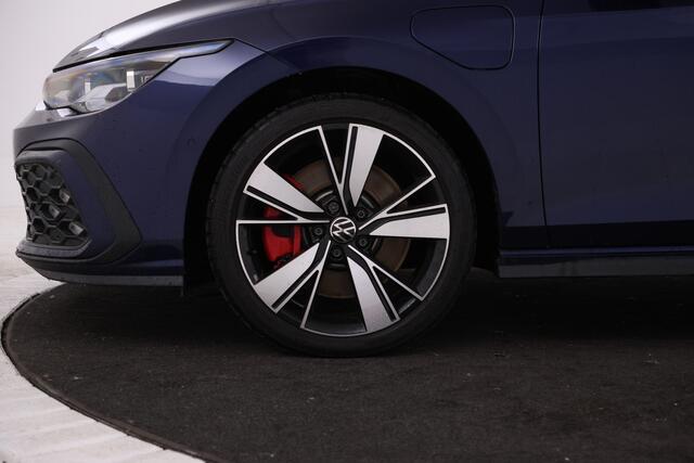 Volkswagen GOLF 1.4 eHybrid GTE Panorama, Mistlamen 18 inch, Fabrieksgarantie