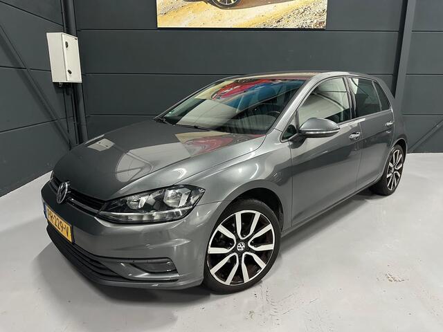 Volkswagen GOLF 1.0 TSI Trendline - Groot Navigatie - Led - Orig-NL - NAP