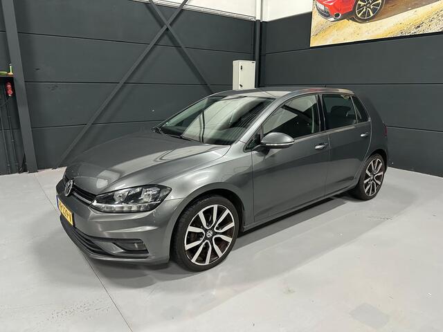 Volkswagen GOLF 1.0 TSI Trendline - Groot Navigatie - Led - Orig-NL - NAP
