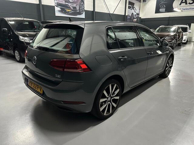 Volkswagen GOLF 1.0 TSI Trendline - Groot Navigatie - Led - Orig-NL - NAP