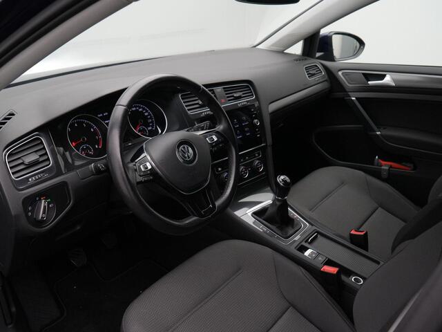 Volkswagen GOLF 1.0 TSI 115 pk Comfortline | Trekhaak | Navigatie | Parkeersensoren voor/achter | Adaptive Cruise