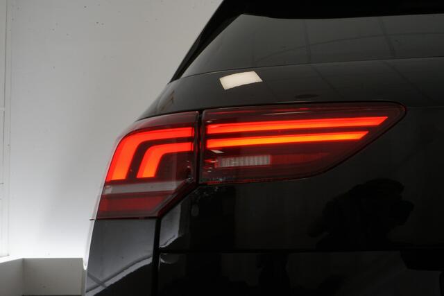 Volkswagen GOLF Variant 1.5 TSI Life Business