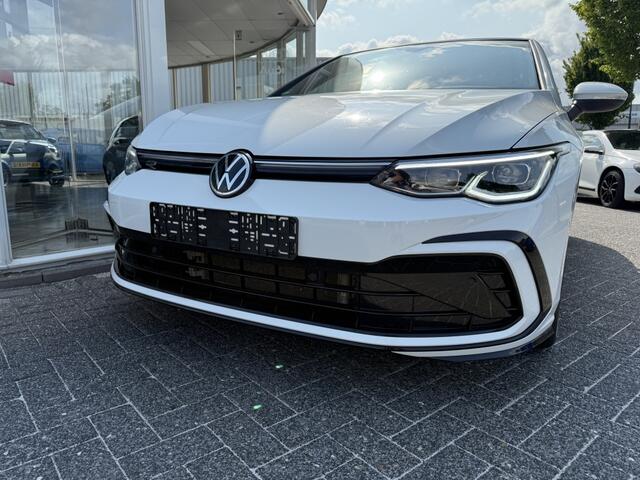 Volkswagen GOLF 1.5 eTSI R-Line Bns