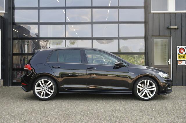 Volkswagen GOLF 1.4 TSI Highline Business R | Virtual Cockpit | Adaptive | Carplay | Camera
