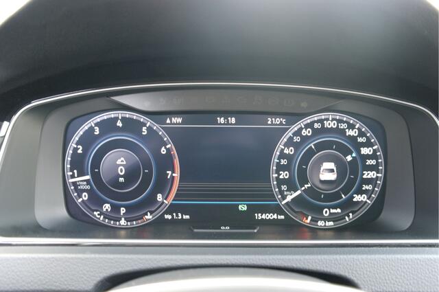 Volkswagen GOLF 1.4 TSI Highline Business R | Virtual Cockpit | Adaptive | Carplay | Camera