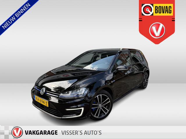 Volkswagen GOLF 1.4 TSI GTE Connected Series | leder bekleding | stoelverwarming | airco | lichtmetalen wielen |