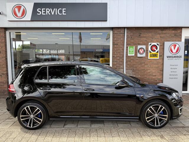 Volkswagen GOLF 1.4 TSI GTE Connected Series | leder bekleding | stoelverwarming | airco | lichtmetalen wielen |