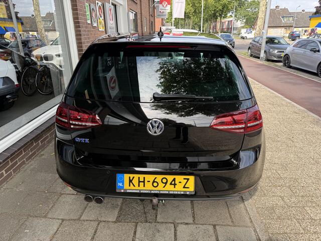 Volkswagen GOLF 1.4 TSI GTE Connected Series | leder bekleding | stoelverwarming | airco | lichtmetalen wielen |