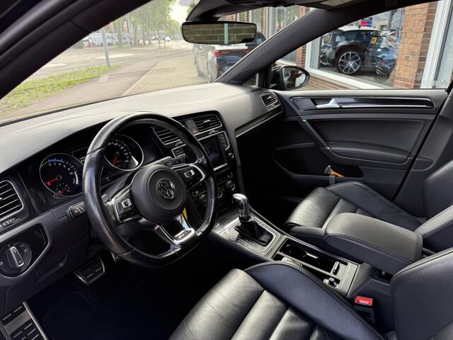 Volkswagen GOLF 1.4 TSI GTE Connected Series | leder bekleding | stoelverwarming | airco | lichtmetalen wielen |