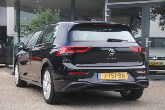 Volkswagen GOLF 1.5 TSI Life Business