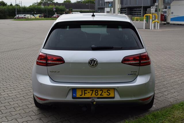 Volkswagen GOLF 1.0 TSI Business Edition | AUTOMAAT | NAVI | CAMERA | CARPLAY |