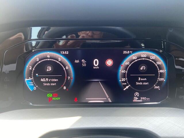 Volkswagen GOLF Variant 1.5 eTSI Life Edition / Trekhaak / Carplay / Stoel en stuurwielverwarming