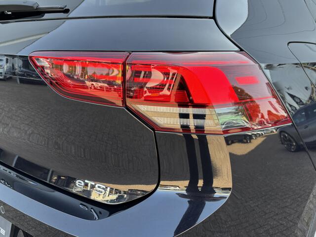 Volkswagen GOLF 1.0 eTSI DSG Active | Drive Assist | Ambient | Carplay