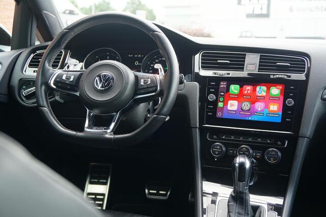Volkswagen GOLF 2.0 TDI GTD DSG / LEDER / CAMERA / LED / CARPLAY / ACC