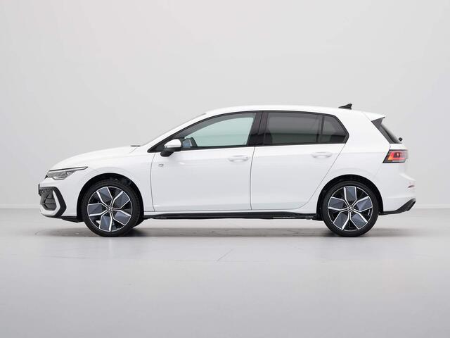 Volkswagen GOLF 1.5 eTSI R-Line Edition