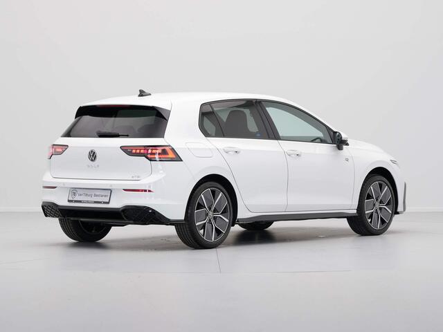 Volkswagen GOLF 1.5 eTSI R-Line Edition