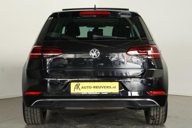 Volkswagen GOLF 1.0 TSI Comfortline Panorama / Opendak / ACC / CarPlay / Cam