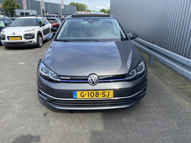 Volkswagen GOLF 1.5 TSI Highline 86Dkm, Clima, Stoelvw, Navi, CarPlay, Pano, CC, PDC v/a, LM, nw. APK - Inruil Mogelijk -