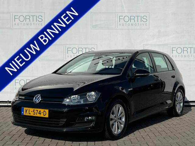 Volkswagen GOLF 1.0 TSI Connected Series NL AUTO | CAMERA | DEALER ONDERH | NETTE AUTO |