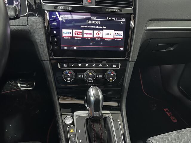 Volkswagen GOLF 2.0 TSI GTI Performance CLIMA / CRUISE / PANO / NAVI