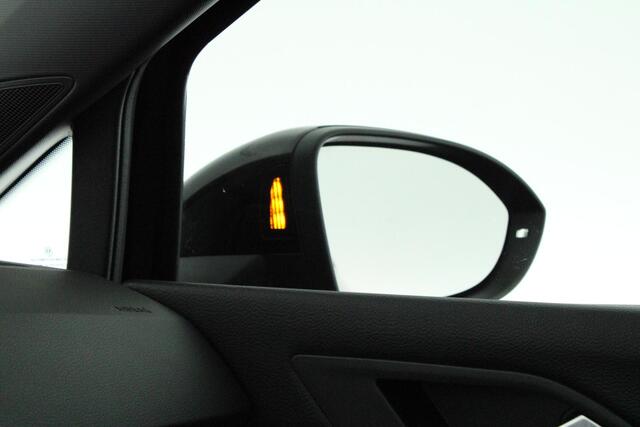 Volkswagen GOLF 1.4 245pk eHybrid GTE Keyless Virtual Cockpit Led Navigatie