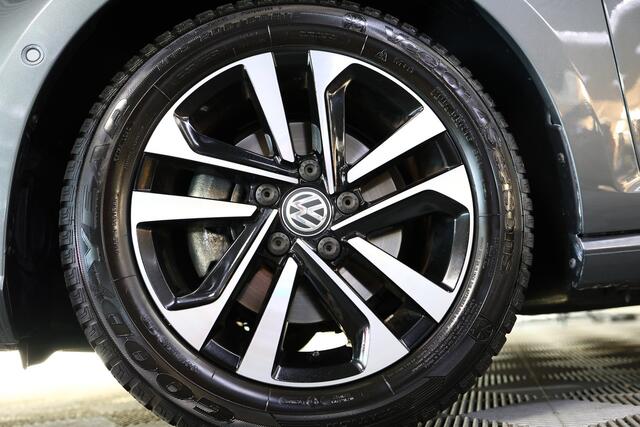 Volkswagen GOLF 1.5 TSI Highline 9500 km IQ Panodak ACC Camera DHS PDC STOELVW '19