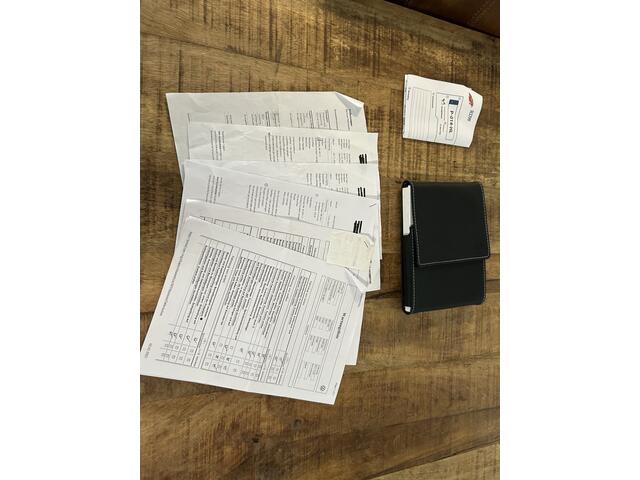 Volkswagen GOLF 1.0 TSI Comfortline Business Sond uitvoering Apply carplay