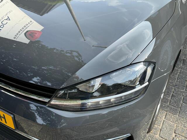 Volkswagen GOLF Variant 1.0 TSI Comfortline Business