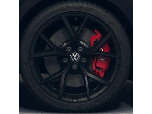 Volkswagen GOLF GTI Clubsport "Wordt verwacht" 2.0 TSI 300pk DSG Automaat Akrapovic, Panoramadak, Black Style, Harman Kardon audio, Adaptive cruise control, LED matrix koplampen, 360 camera