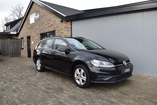 Volkswagen GOLF 1.0 TSI Comfortline, Navi, PDC, AUT