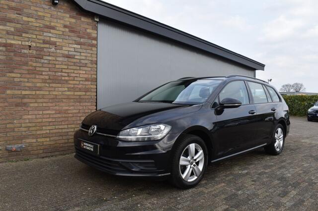 Volkswagen GOLF 1.0 TSI Comfortline, Navi, PDC, AUT