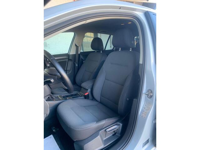 Volkswagen GOLF 1.0 TSI Comfortline |CarPlay!|110PK!|