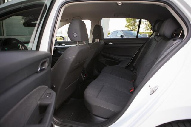 Volkswagen GOLF 1.0 TSI Life Bns | Sfeerverlichting | Stoel/Stuurverwarming | Ad