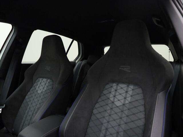 Volkswagen GOLF 1.5eTSI/150PK R-Line DSG · Navigatie · Apple/Android Carplay · Camera + Parkeersensoren · Garantie tot januari 2027