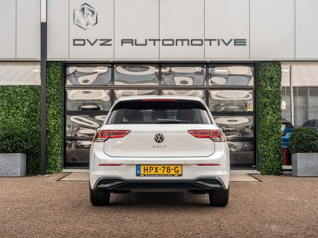 Volkswagen GOLF 8 1.5 TSI 130PK Life | Ambient | Carplay | Lounge |