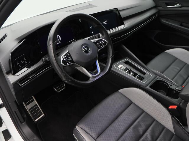 Volkswagen GOLF 1.4 eHybrid GTE | Full LED | Panorama Dak | Carplay | Climate Control | Parkeersensoren | Stoel Verwarming & Ventilatie | 18 Inch | 78.268 Km