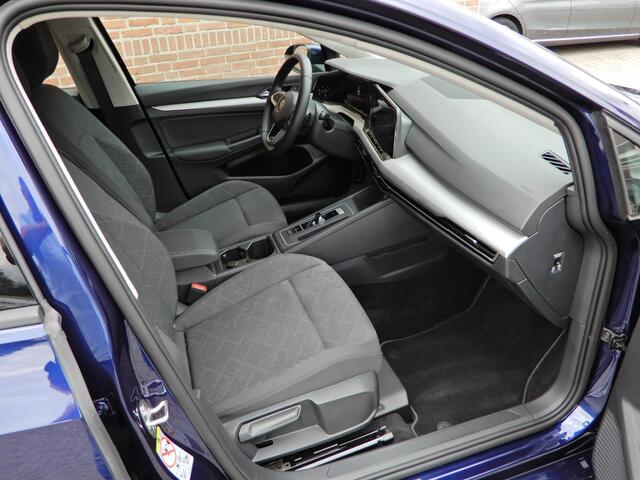 Volkswagen GOLF 1.0 ETSI LIFE BUSINESS automaat