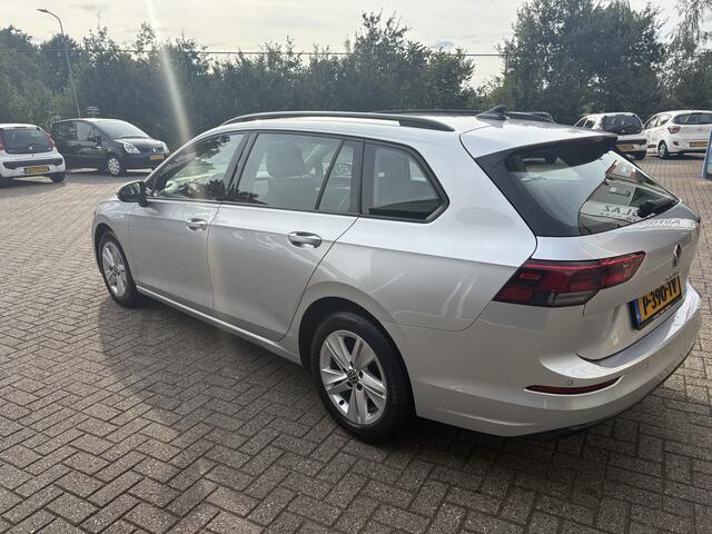 Volkswagen GOLF Variant 1.0 eTSI Life Business