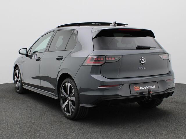 Volkswagen GOLF 1.5 eHybrid GTE 272PK DSG Trekhaak wegklapbaar, Head-up Display, Panoramadak, Area View, 18" Catania LMV, Adaptive Cruise Control, Black Style, Winterpakket, Navigatie