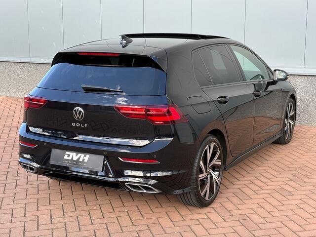 Volkswagen GOLF 1.5 eTSI R-Line