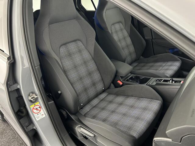 Volkswagen GOLF 1.4 245pk eHybrid GTE Head-Up Mistlampen Camera Virtual Cockpit Navigatie
