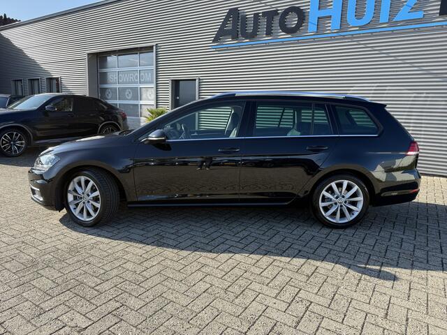Volkswagen GOLF Variant 1.5 TSI Highline Business Achteruitrijcamera Carplay Stoelverwarming ACC PDC
