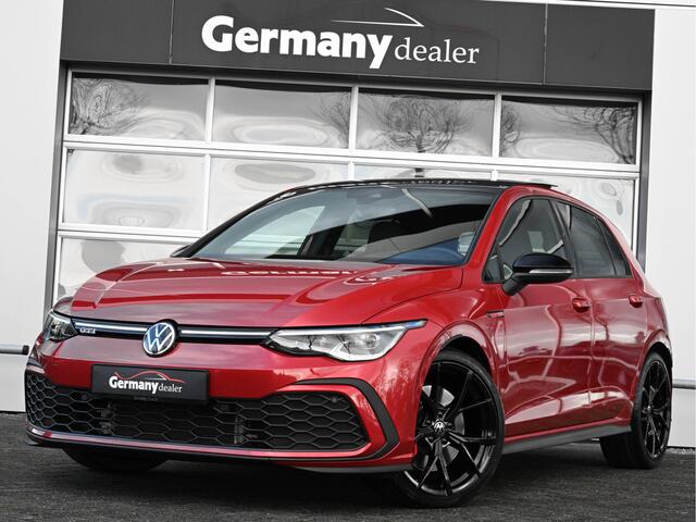 Volkswagen GOLF 2.0TSI GTI 245pk Individual King's Red Pano Camera LED Virtual 19-Inch