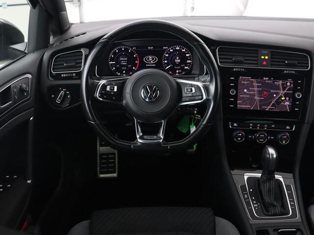 Volkswagen GOLF Variant 1.5 TSI Highline Business R | Trekhaak | Virtual Cockpit | Carplay | Camera | Adaptive cruise | DAB | Climate control