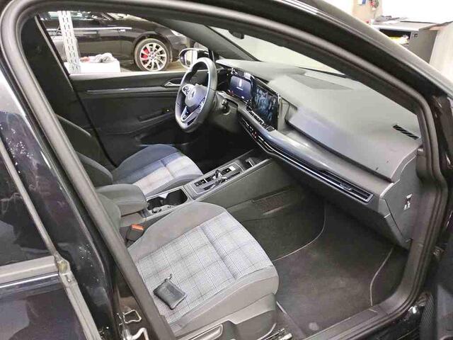 Volkswagen GOLF GTE 1.4 TSI eHybrid 245pk PHEV / iQ Light / Adaptive Cruise / Navi / Camera / Wordt Verwacht