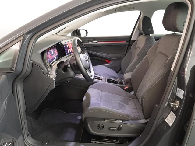 Volkswagen GOLF 1.4 eHybrid Style 204 PK DSG PHEV | Navigatie | Stoel en Stuurverwarming | Massage stoelen |