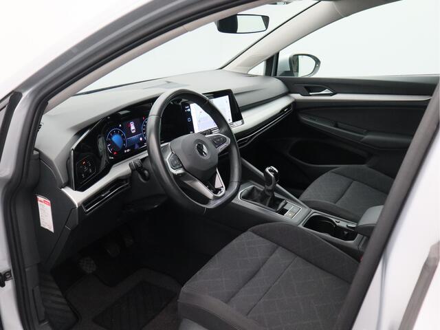 Volkswagen GOLF Variant 1.0 TSI Life/ lage km!